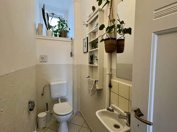 3-Zimmer Altbauwohnung mit zwei Balkonen - Ihr neues Zuhause zum Wohlfühlen! — Bild 9 von 13