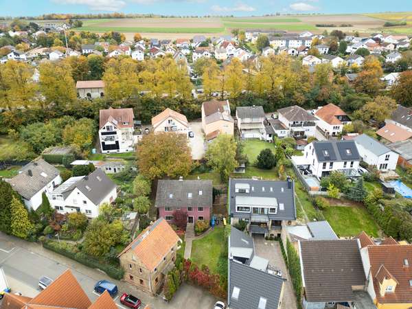 Zwei Häuser auf ca. 1.025 m² – Mehrfamilienhaus + Altbau mit Entwicklungs- und Renditepotenzial — Bild 8 von 42