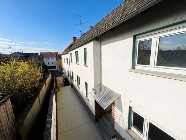 Ein Ort zum Gestalten – Einfamilienhaus mit Dachterrasse in Breckenheim — Bild 7 von 28