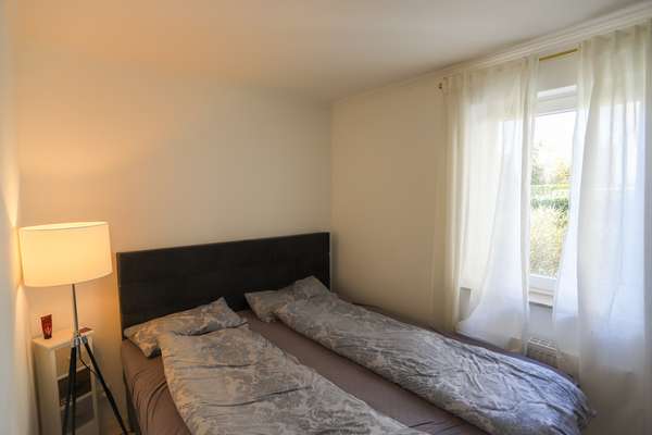 Helle Erdgeschosswohnung mit Terrasse und Garten! — Bild 10 von 15