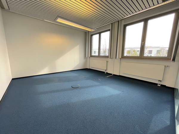 Großzügige Bürofläche im beliebten Telco Gebäude in Idstein! — Bild 7 von 14