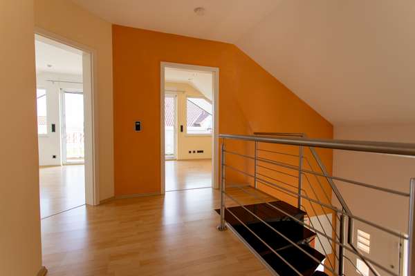Großzügiges Einfamilienhaus in ländlicher Idylle von Guntersblum! — Bild 18 von 26