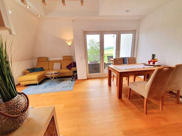 Helle 3-Zimmer Maisonette Wohnung im traumhaften Wiesbaden! — Bild 3 von 8