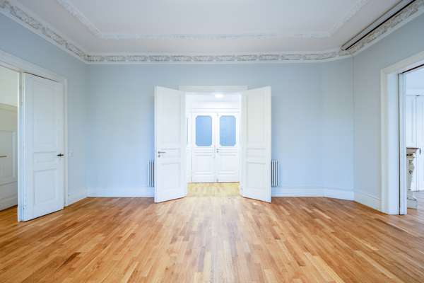 Stilvolle Altbauetage in denkmalgeschütztem Prachtbau – Exklusives Wohnen in bester Mainzer Lage — Bild 22 von 33