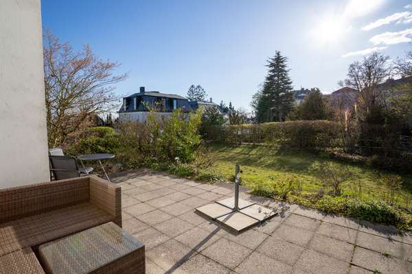 Helle Erdgeschosswohnung mit Terrasse und Garten! — Bild 14 von 15