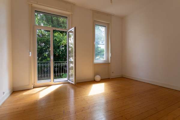 3-Zimmer Altbauwohnung mit zwei Balkonen - Ihr neues Zuhause zum Wohlfühlen! — Bild 14 von 19