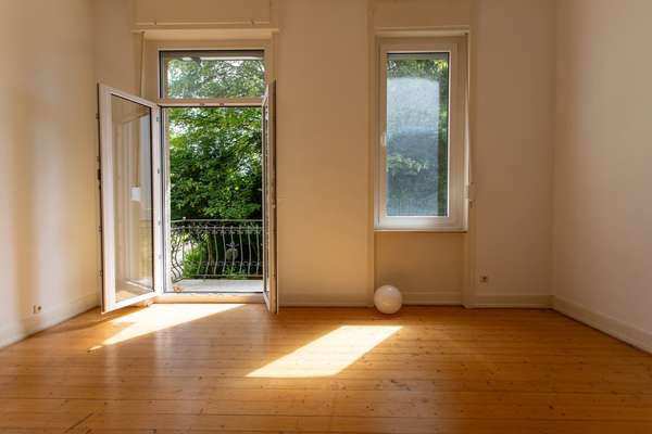 3-Zimmer Altbauwohnung mit zwei Balkonen - Ihr neues Zuhause zum Wohlfühlen! — Bild 13 von 19