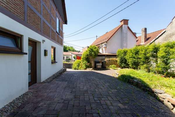 Schönes Einfamilienhaus in ruhiger Lage! — Bild 5 von 29