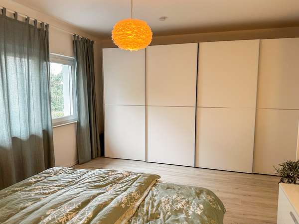 Traumwohnung im 2 Familienhaus mit Dachterrasse + Loggia + Garage — Bild 16 von 20