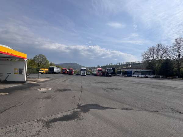 3.700 m² Industriegrundstück in Top-Gewerbelage mit direkter Anbindung an die B 27 — Bild 3 von 5