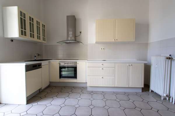 3-Zimmer Altbauwohnung mit zwei Balkonen - Ihr neues Zuhause zum Wohlfühlen! — Bild 11 von 19