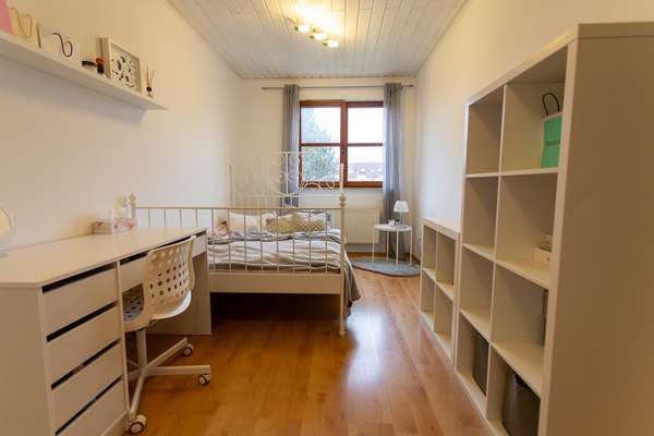 Familienfreundliches Reihenmittelhaus mit Garage in Dietzenbach-Steinberg! — Bild 24 von 26