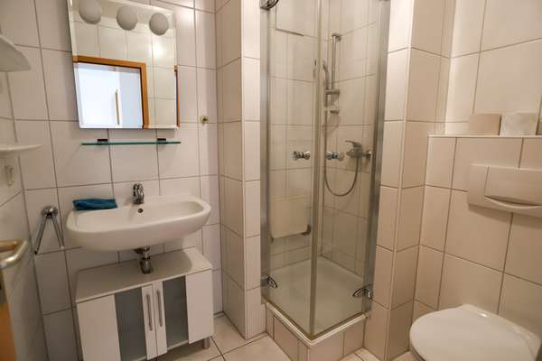 Helle 3-Zimmerwohnung mit Balkon in Mainz! — Bild 16 von 16