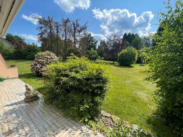 3.010 m² Villengrundstück in ruhiger und begehrter Bestlage!! — Bild 2 von 8