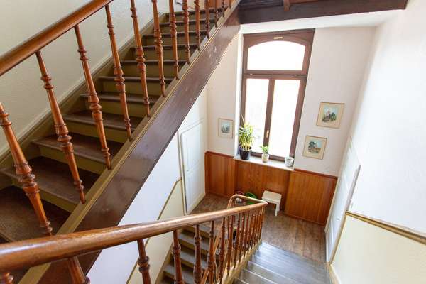 Charmantes Altbau-MFH mit 5 WE in Eltville! Dachgeschosswohnung bereits freigestellt! — Bild 16 von 34