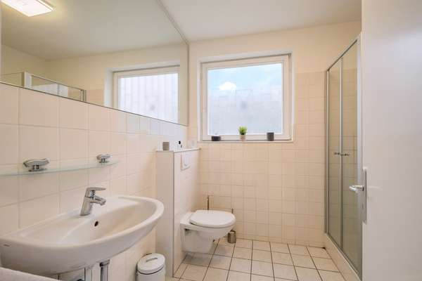 Möblierte Terrassenwohnung mit eigenem Garten - nur 20 Min von Wiesbaden City Center — Bild 8 von 11