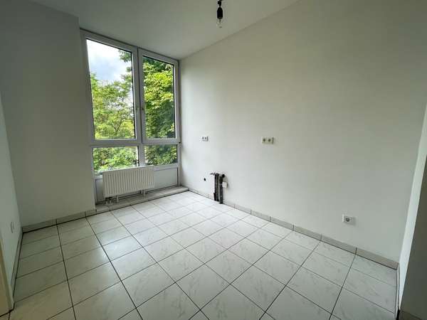 Humboldtstraße: 3-Zimmerwohnung mit Balkon und Sonnengarantie — Bild 10 von 18