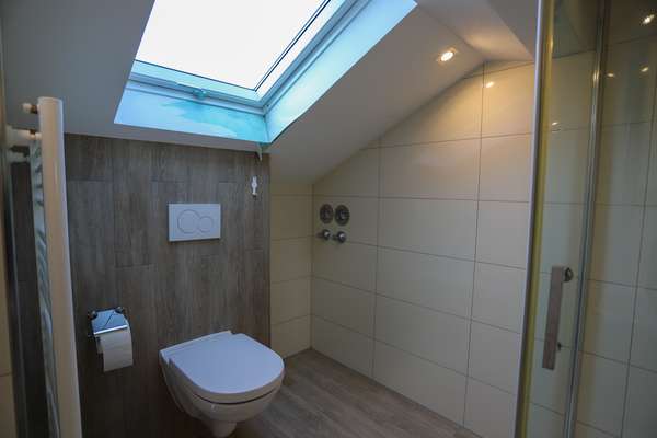 Attraktive 2-Zimmer-Wohnung mit EBK in Mainz — Bild 11 von 14