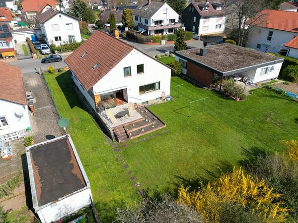 Charmantes freistehendes Einfamilienhaus in beliebter Lage von Harxheim! — Bild 4 von 21