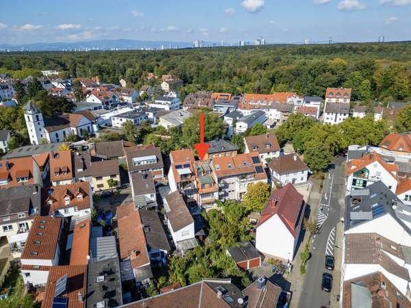 Urbanes Wohnen & ein hohes Maß an Lebensqualität: Charmantes Einfamilienhaus mit Einliegerwohnung — Bild 3 von 31