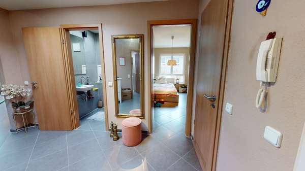 Großzügige 4-Zimmer-Wohnung in schöner Lage von Wiesbaden! — Bild 4 von 18