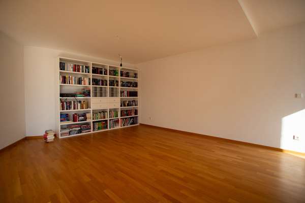 Humboldtstraße: 3-Zimmerwohnung mit Balkon und Sonnengarantie — Bild 7 von 18