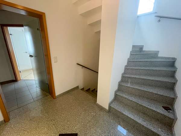 Gemütliches Einfamilienhaus in schöner Lage von Mainz-Weisenau! — Bild 14 von 22