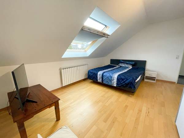 Schicke 3-Zimmer Dachgeschosswohnung in Idstein! — Bild 8 von 15