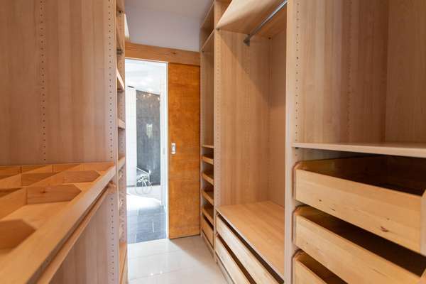 Großzügiges Einfamilienhaus in ländlicher Idylle von Guntersblum! — Bild 12 von 26