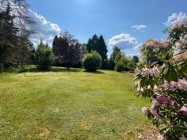 3.010 m² Villengrundstück in ruhiger und begehrter Bestlage!! — Bild 6 von 8