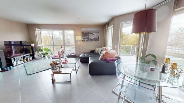 Großzügige 4-Zimmer-Wohnung in schöner Lage von Wiesbaden! — Bild 8 von 18