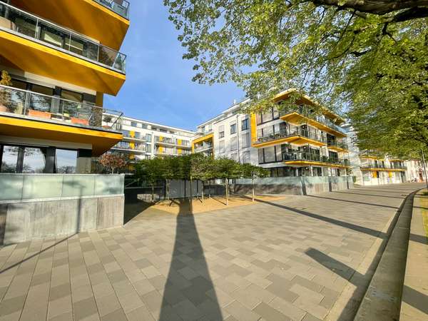 Einzigartige Gelegenheit: Traumwohnung am Winterhafen mit atemberaubendem Ausblick! — Bild 4 von 26