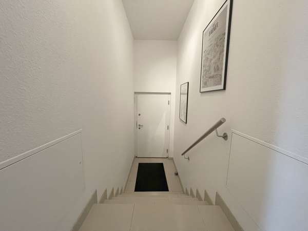 Traumwohnung im 2 Familienhaus mit Dachterrasse + Loggia + Garage — Bild 5 von 20