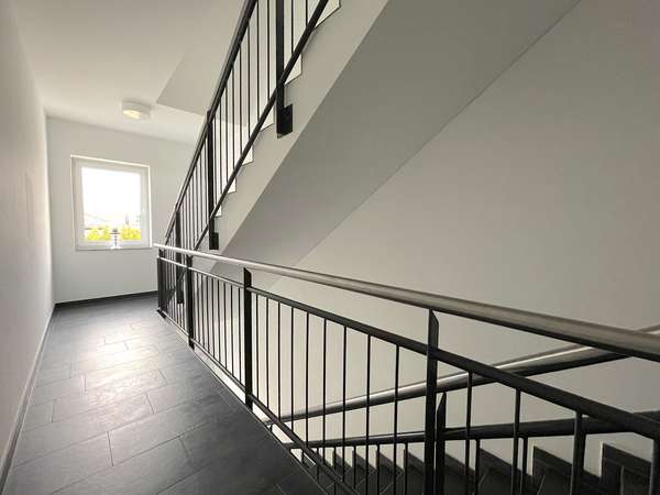 Exklusive 4-Zimmerwohnung mit PKW-Stellplatz in Bauschheim!! — Bild 21 von 23