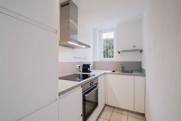 Möblierte Terrassenwohnung mit eigenem Garten - nur 20 Min von Wiesbaden City Center — Bild 6 von 11