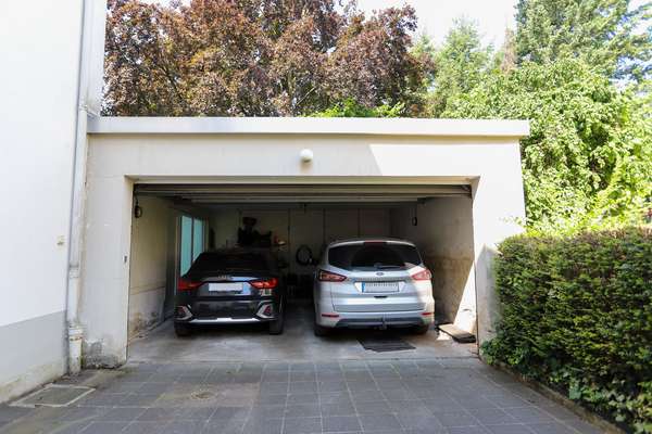 Bürofläche mit Garage in wunderschönen Altbauvilla in Wiesbaden Südost — Bild 4 von 12