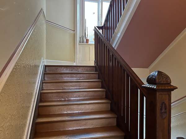 3-Zimmer Altbauwohnung mit zwei Balkonen - Ihr neues Zuhause zum Wohlfühlen! — Bild 13 von 13