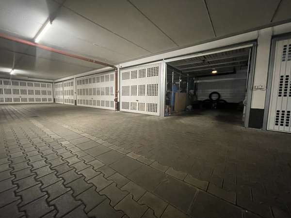 Großzügige 4-Zimmer-Wohnung in schöner Lage von Wiesbaden! — Bild 17 von 18