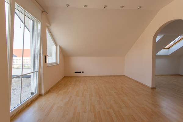 Großzügiges Einfamilienhaus in ländlicher Idylle von Guntersblum! — Bild 20 von 26