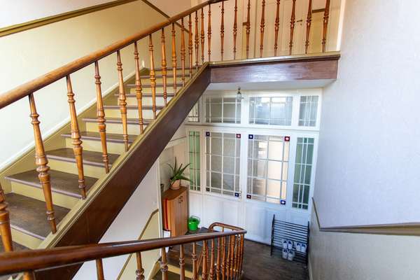 Charmantes Altbau-MFH mit 5 WE in Eltville! Dachgeschosswohnung bereits freigestellt! — Bild 17 von 34