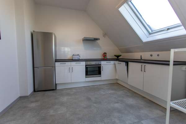 Charmantes Altbau-MFH mit 5 WE in Eltville! Dachgeschosswohnung bereits freigestellt! — Bild 25 von 34