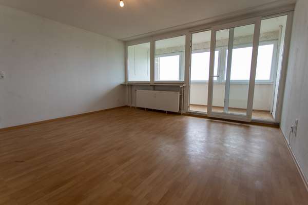 Schöne 3-Zimmerwohnung im grünen Lerchenberg! — Bild 2 von 18