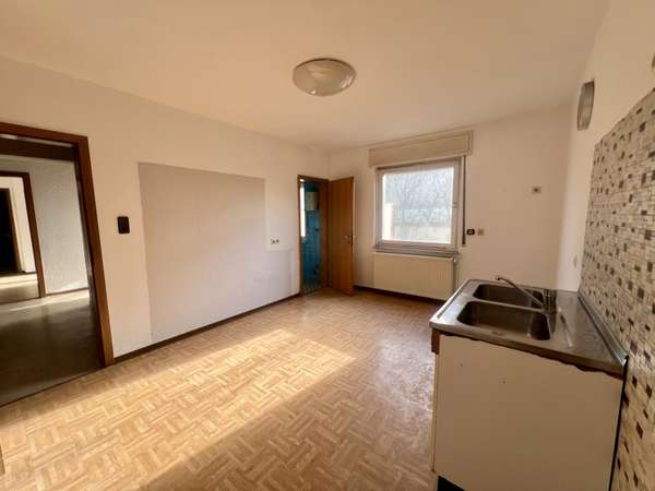 Ein Ort zum Gestalten – Einfamilienhaus mit Dachterrasse in Breckenheim — Bild 12 von 28