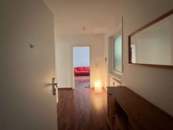 Gepflegte 3-Zimmerwohnung mit großem Balkon und Blick ins Grüne — Bild 8 von 11