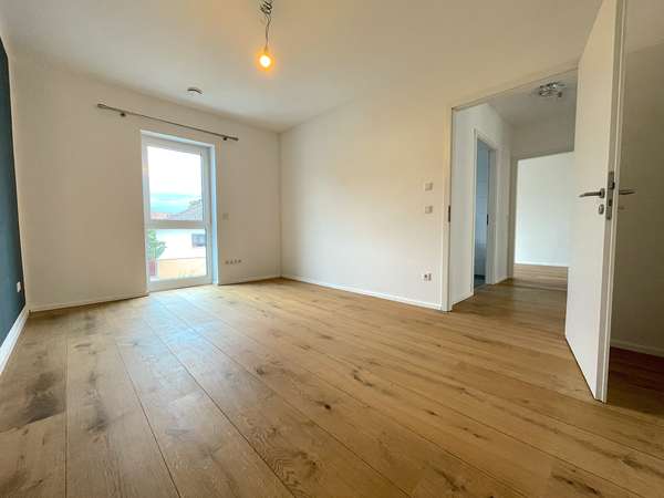 Exklusive 4-Zimmerwohnung mit PKW-Stellplatz in Bauschheim!! — Bild 16 von 23