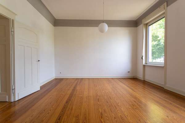 3-Zimmer Altbauwohnung mit zwei Balkonen - Ihr neues Zuhause zum Wohlfühlen! — Bild 7 von 19