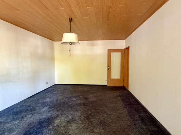 Sofort Bezugsfrei & voller Möglichkeiten - 3-ZImmer-Wohnung mit Balkon und Blick ins Grüne — Bild 6 von 20