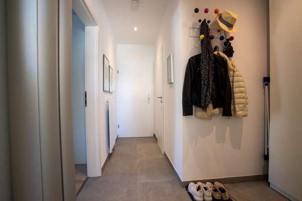 Einziehen und wohlfühlen! Renovierte 2-Zimmerwohnung mit traumhafter Sonnenterrasse in Sonnenberg! — Bild 5 von 13