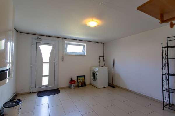 Schönes Einfamilienhaus in ruhiger Lage! — Bild 29 von 29