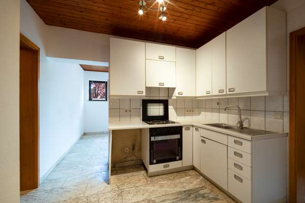 Zwei Häuser auf ca. 1.025 m² – Mehrfamilienhaus + Altbau mit Entwicklungs- und Renditepotenzial — Bild 23 von 42